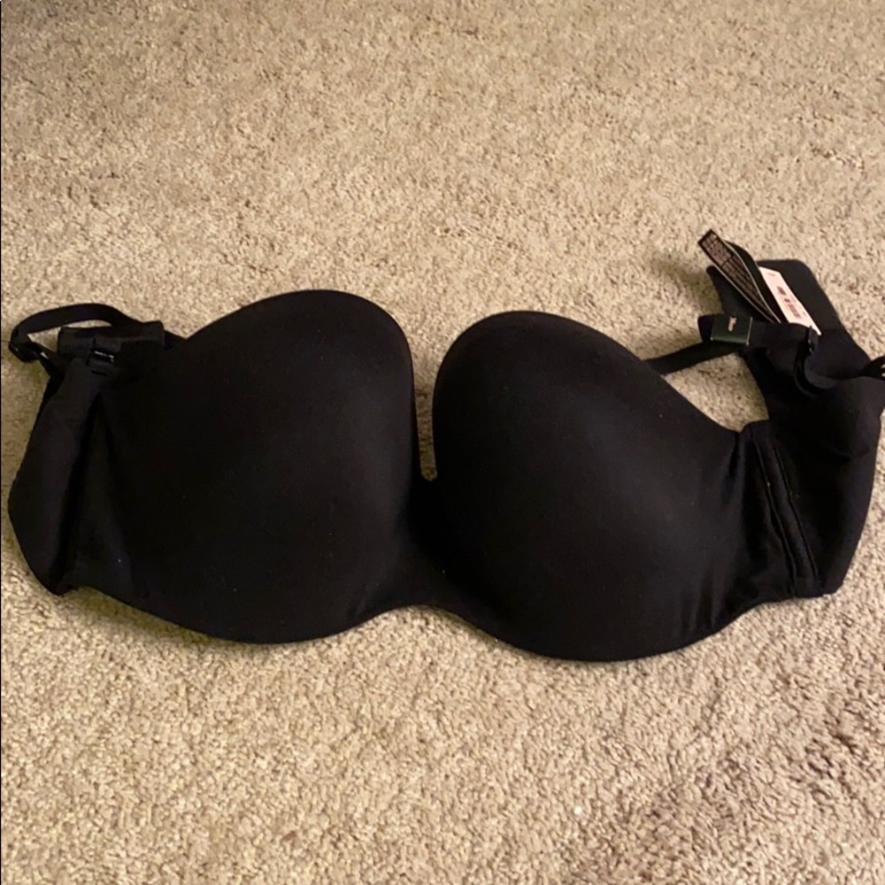 Body by Victoria’s Secret lined strapless Bra 38DD